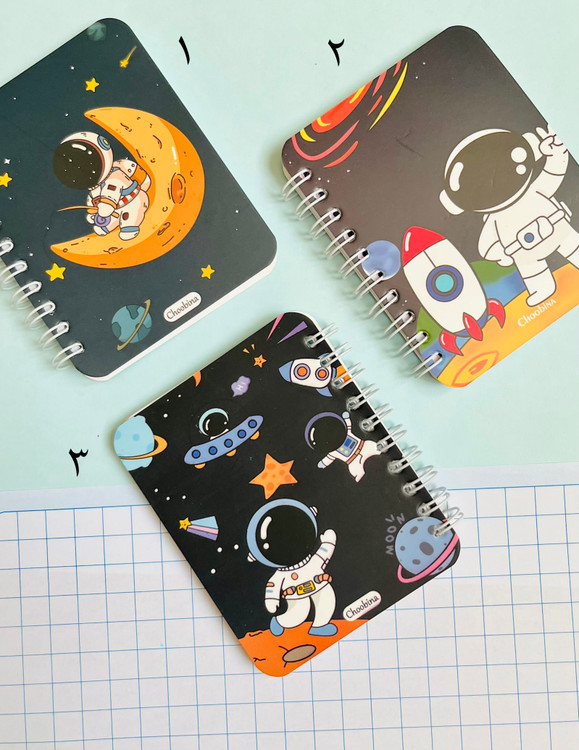 دفترچه فانتزی طرح فضانورد