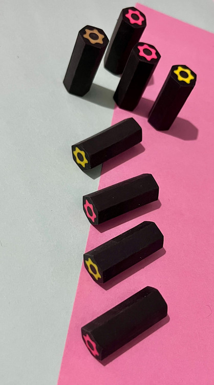 پاکن چند ضلعی مشکی مدرن