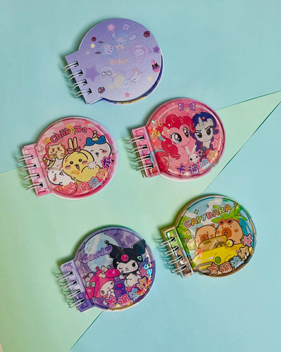 دفترچه آکواریومی با برگههای طرحدار