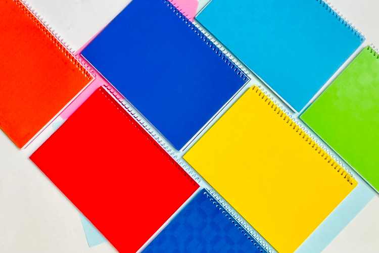 دفتر ۱۰۰ برگ با جلد طلقی شفاف